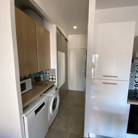 Studio Renove A 50 M Des Plages شقة *